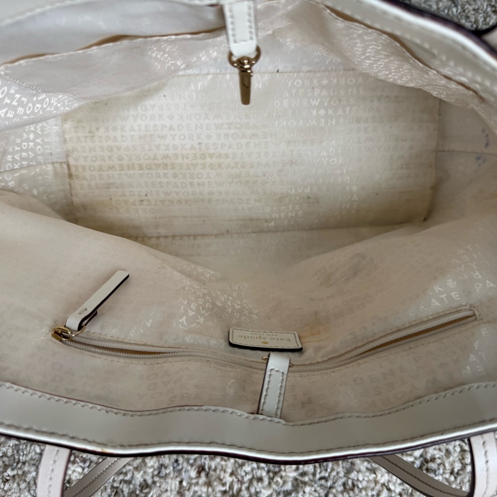 Kate Spade Purse - Picture 5 of 6